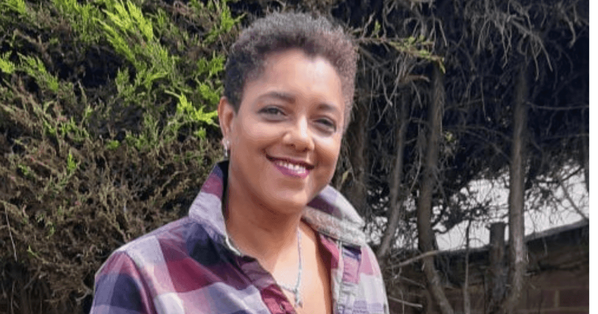 Fibromyalgia: A portrait photo of the writer Andie Willis