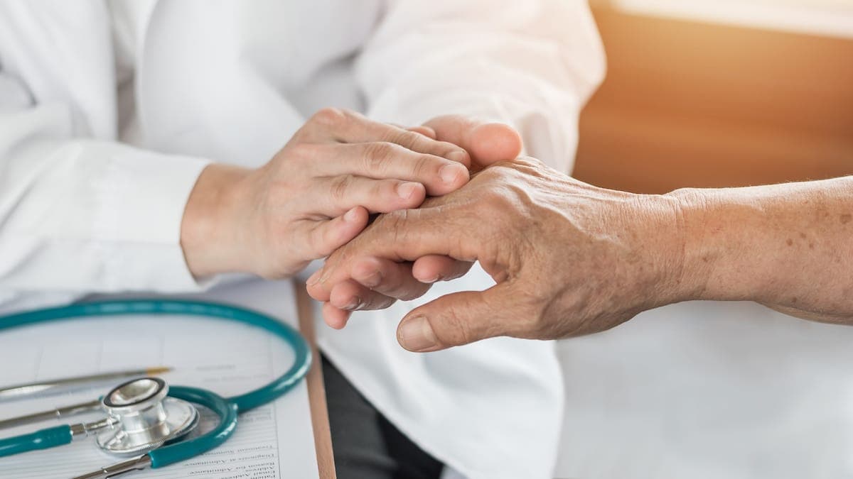 'Strong evidence' for cannabis as treatment for Alzheimer's, says review