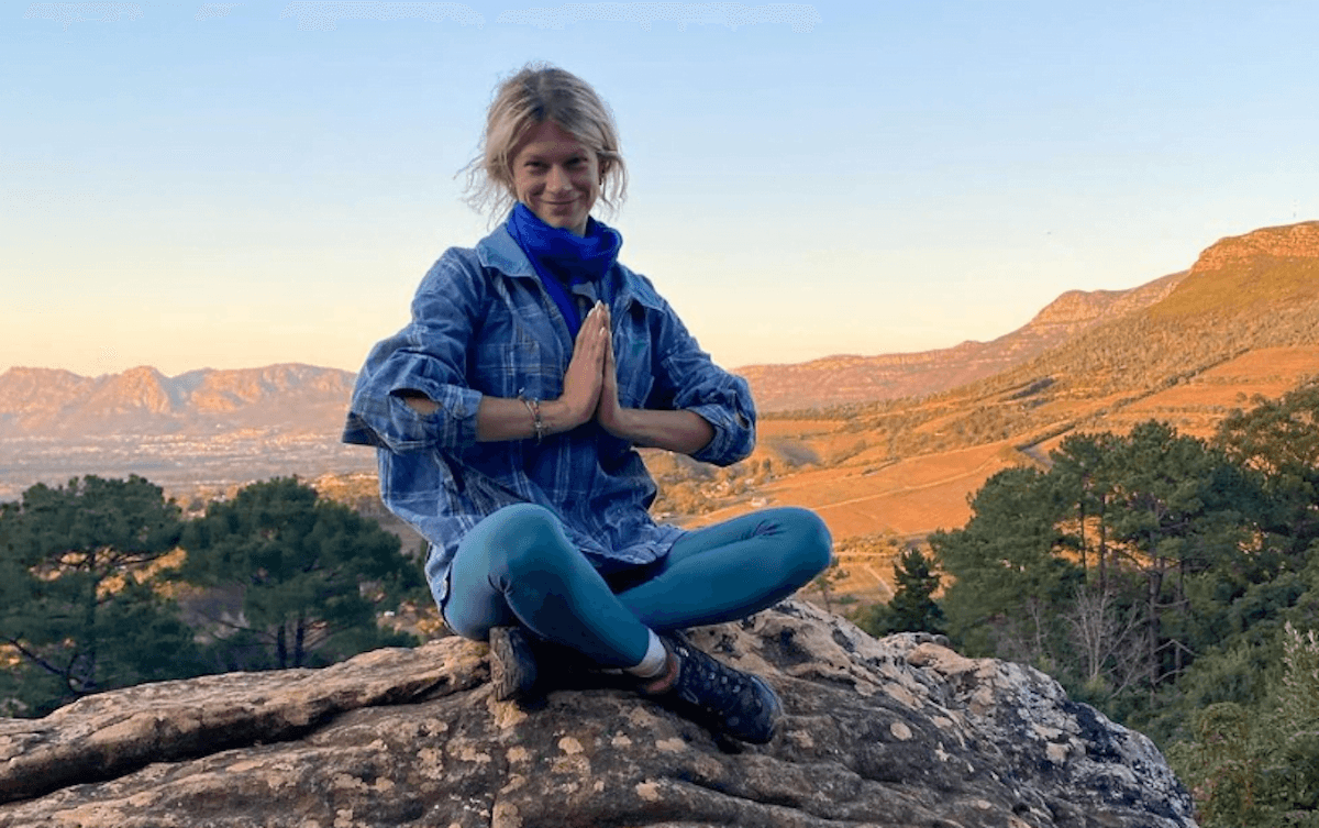 "Yoga and medical cannabis are helping heal my endometriosis"