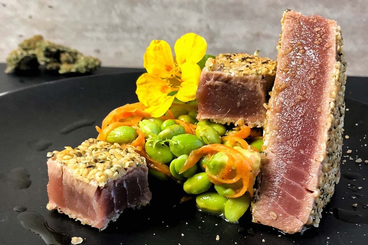 Yellowfin tuna with hemp seed crust