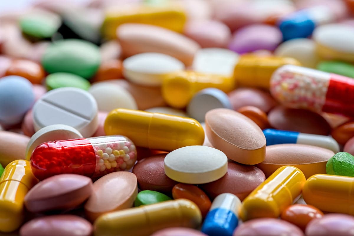 Canadian cannabis patients use less opioids and alcohol - study
