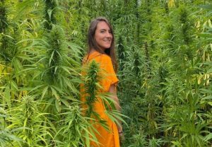 Living with endometriosis - how medical cannabis is dulling the pain