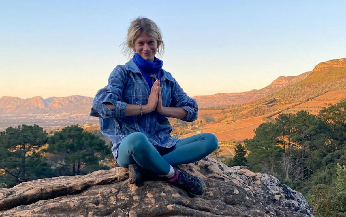 "Yoga and medical cannabis are helping heal my endometriosis"